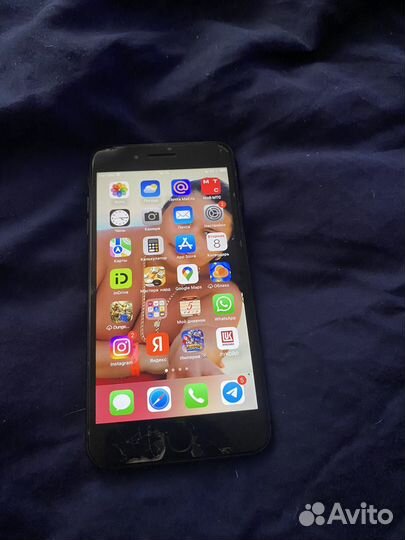Телефон iPhone 8 plus
