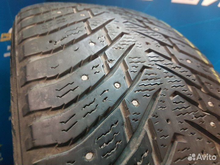 Nokian Tyres Hakkapeliitta 8 235/55 R17