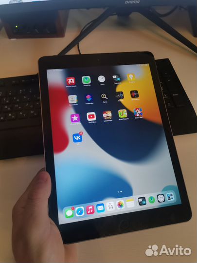 iPad Air 2 64GB Space Gray LTE