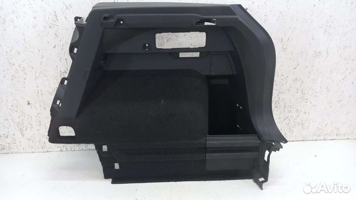 Обшивка багажника правая Volkswagen Tiguan 2