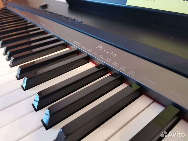 Casio Priviva PX 130 цифровое пианино 88 клавиш