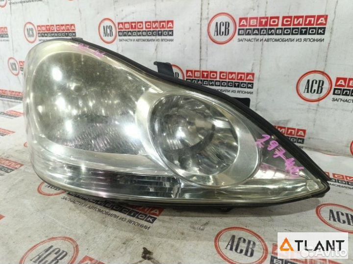 Фара правая toyota ipsum