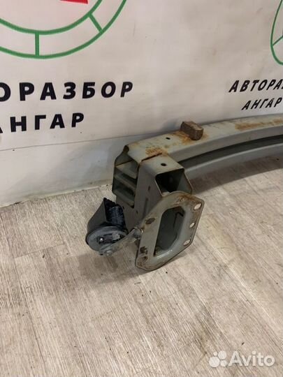 Усилитель бампера Dodge Caliber 2007