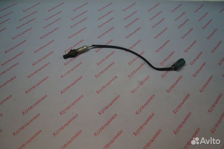 Nissan 226A1-AR210 Датчик кислородный