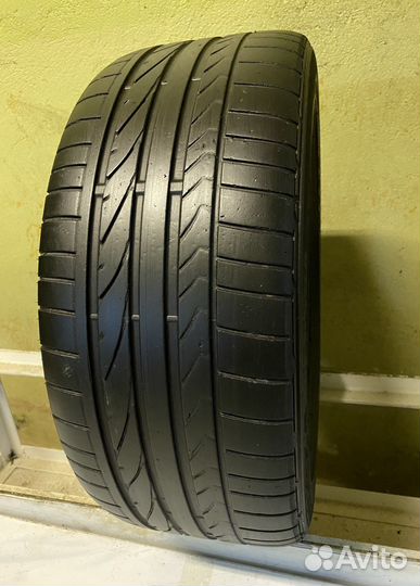 Bridgestone Potenza RE050 235/45 R17 W