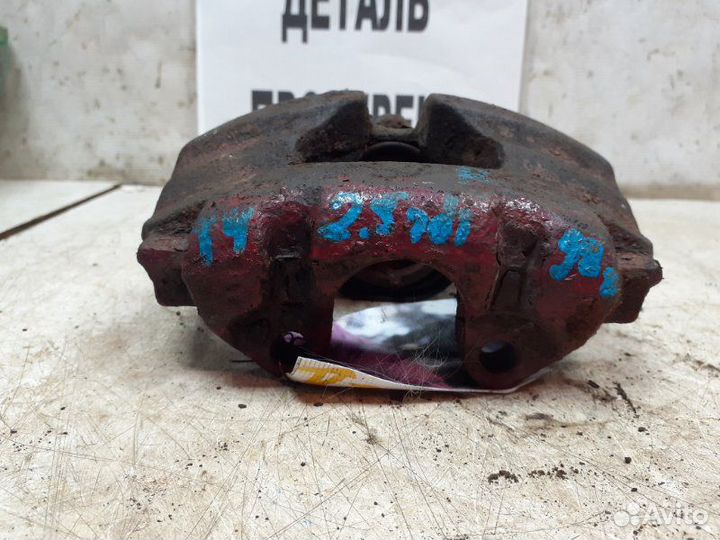 Суппорт тормозной передний правый Volkswagen