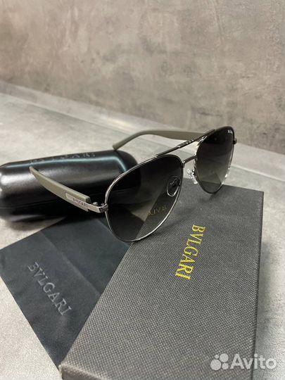 Очки солнцезащитные Bvlgari