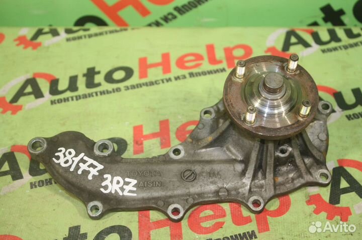 Помпа toyota regius RCH41W 3RZ-FE
