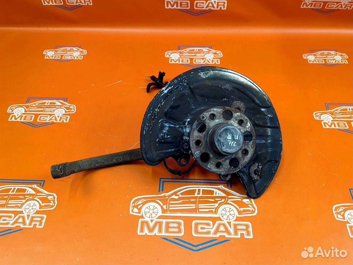 Кулак поворотный передний правый w211 E-class 2