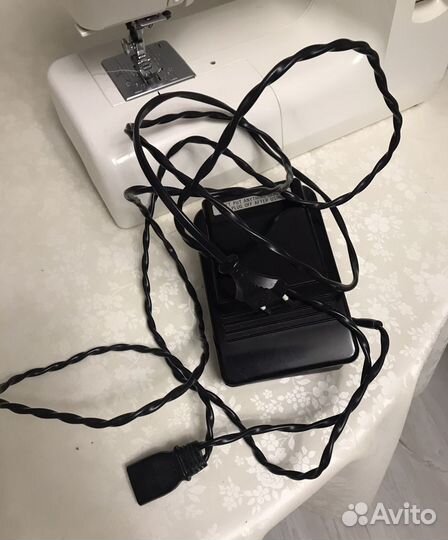 Швейная машина Janome