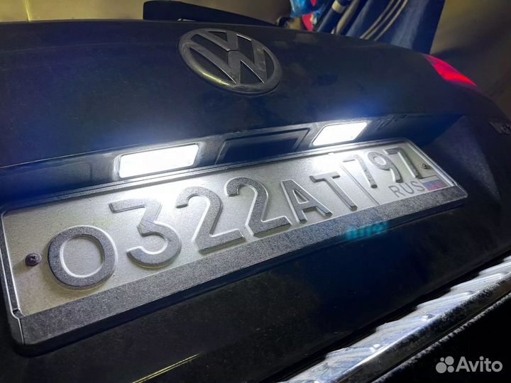 Подсветка номера Audi A3 A4 WV Golf 6 7 Passat 7 8