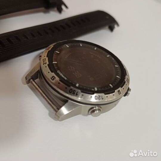 Часы Garmin marq expedition