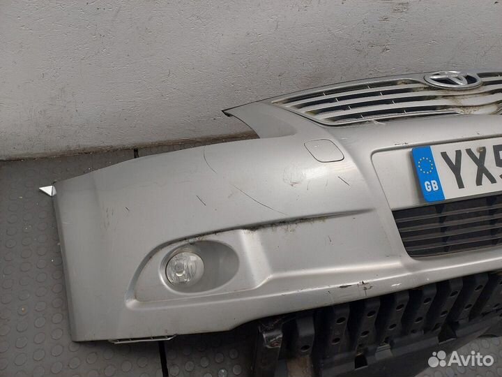 Решетка радиатора Toyota Avensis 3, 2009