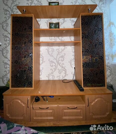 Стенка и 2 шкафа