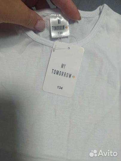 Футболка белая,новая 128 и 134