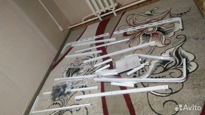 Кровать с хорошим матрасом 160х200 (почти новые)