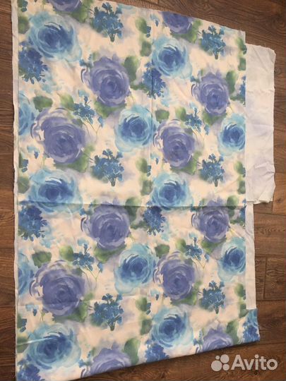 Отрез ткани плащевка