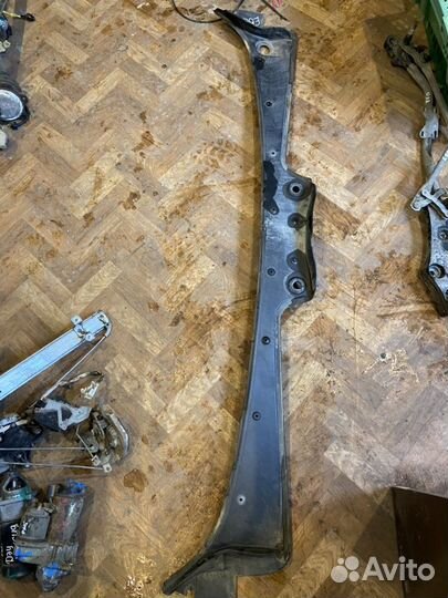 Жабо дворников бмв е60