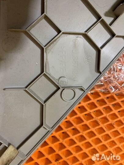 Обшивка салона Volkswagen Polo V 1.6 cfna 2011