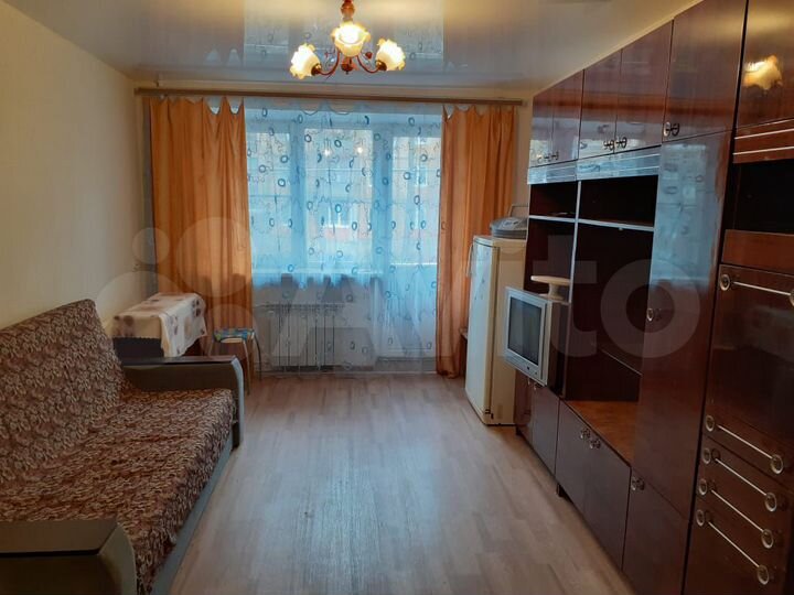 Комната 17 м² в 5-к., 2/5 эт.