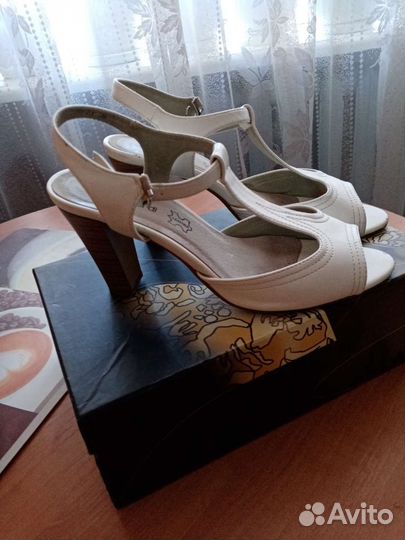 Обувь женская