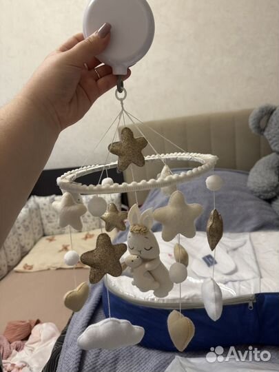 Мобиль из фетра музыкальный с подсветкой