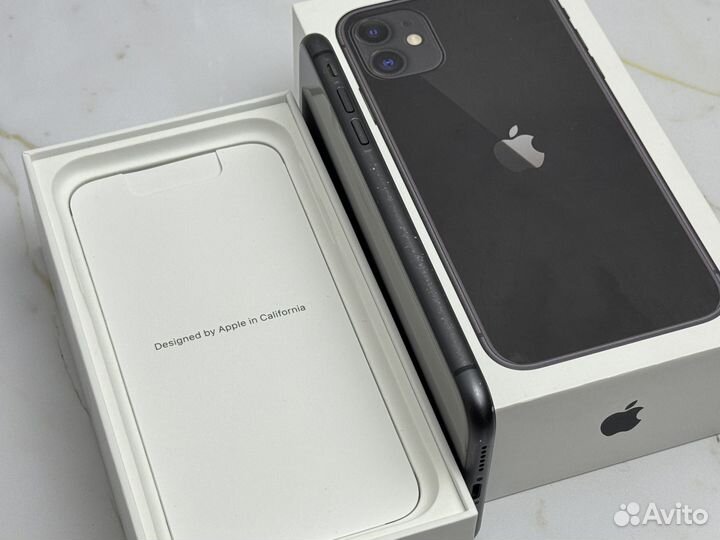 iPhone 11, 64 ГБ