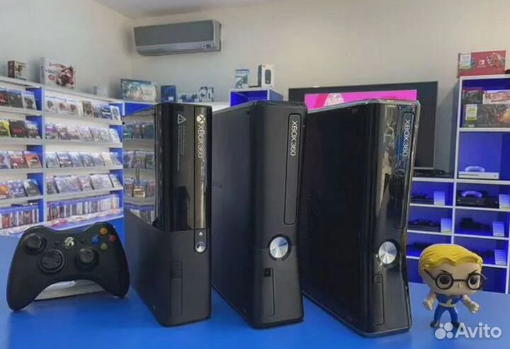 Xbox 360 Слим, в отличном состоянии,на гарантии