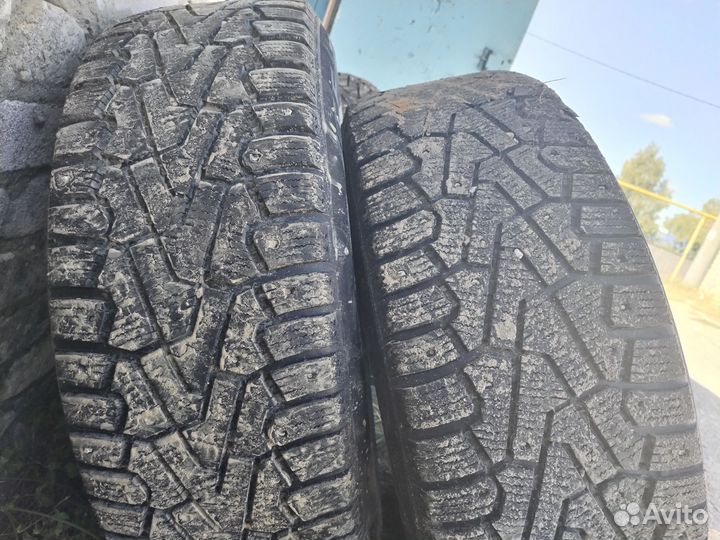 Pirelli Winter Ice Zero 5/65 R16 26L