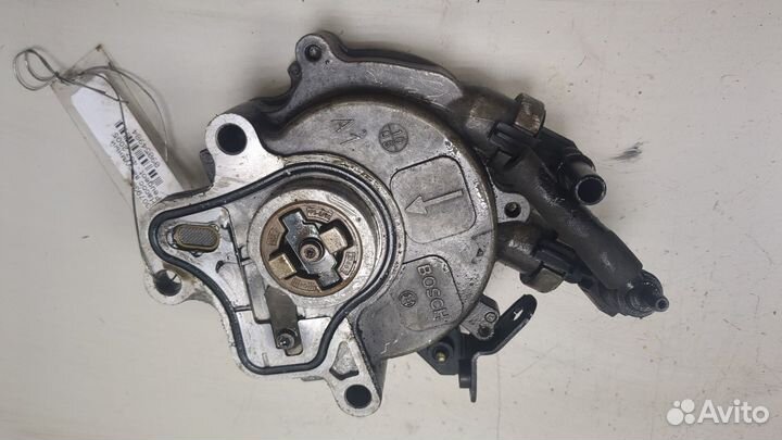 Насос вакуумный Peugeot 407, 2005