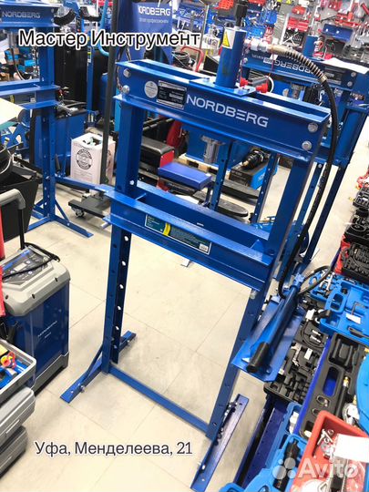 Пресс гидравлический, усилие 12 тонн