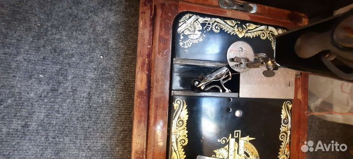 Швейная машина зингер Singer