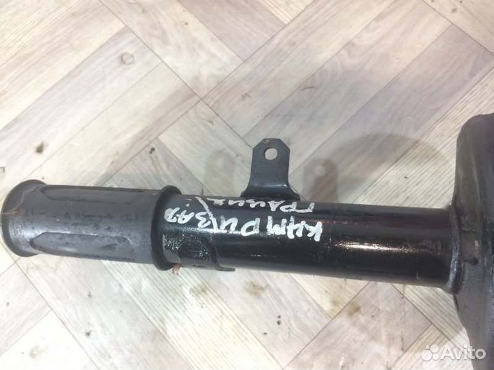 Амортизатор стойка задний левый Toyota Camry