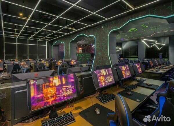 Киберспортивный клуб на севере Москвы