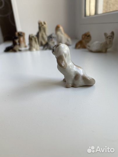 Фарфоровая статуэтка балонка