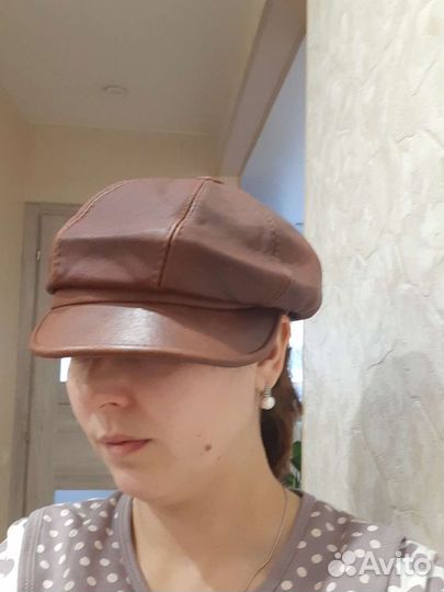 Кепка кожанная
