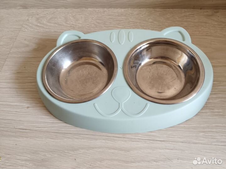 Лежанка + миски