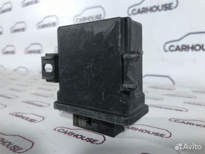 Блок управления освещением Volkswagen Passat B7