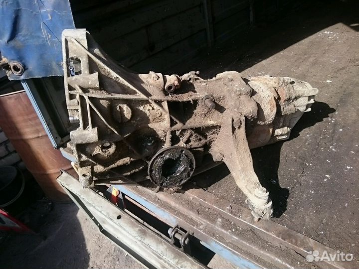 МКПП audi 100 c3 44 кузов