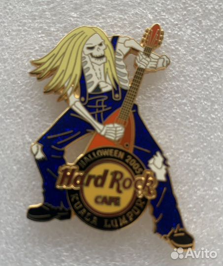 Значок hard rock cafe Halloween