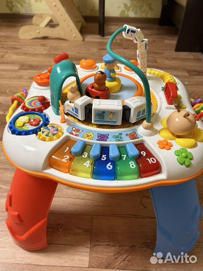 Игровой столик жирафики