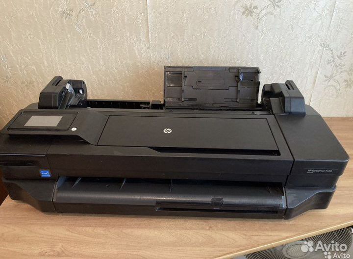 Плоттер, компьютер, мониторы, телефоны и другое