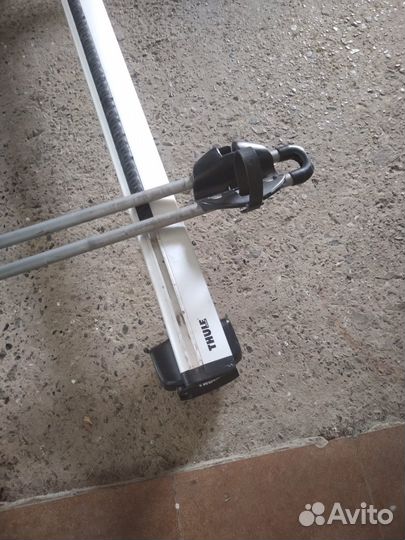 Багажник на крышу Thule с велокреплениями