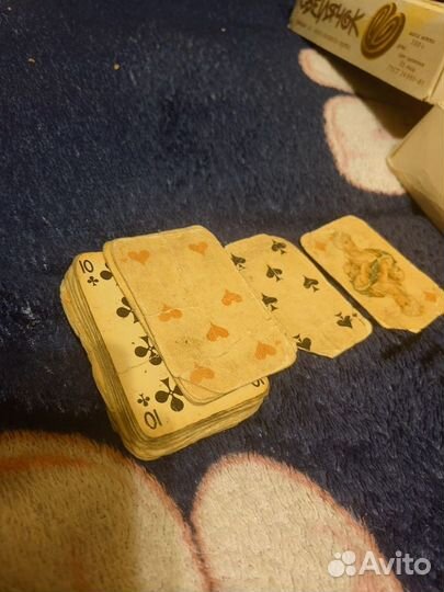 Продам, карты и часы. Писать в лс