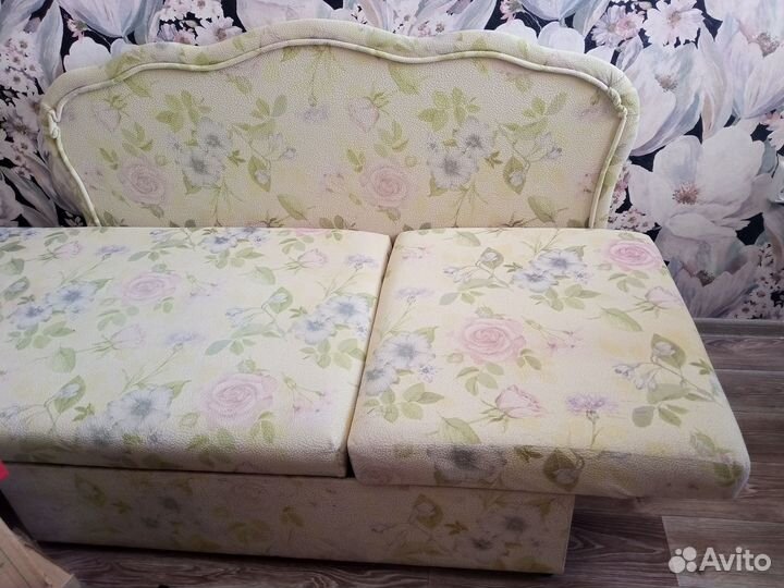 Тахта кровать