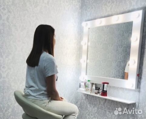 Зеркало визажиста