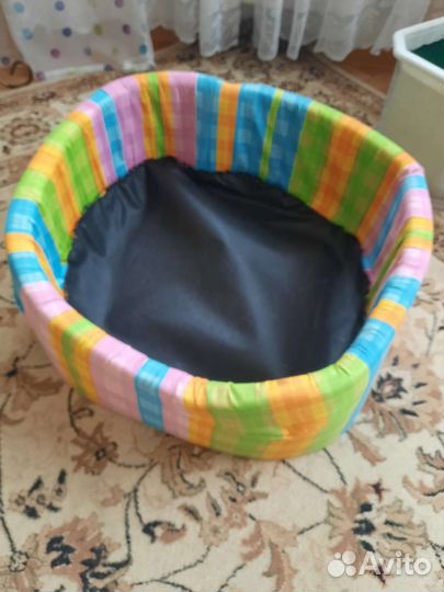 Лежанка для собаки