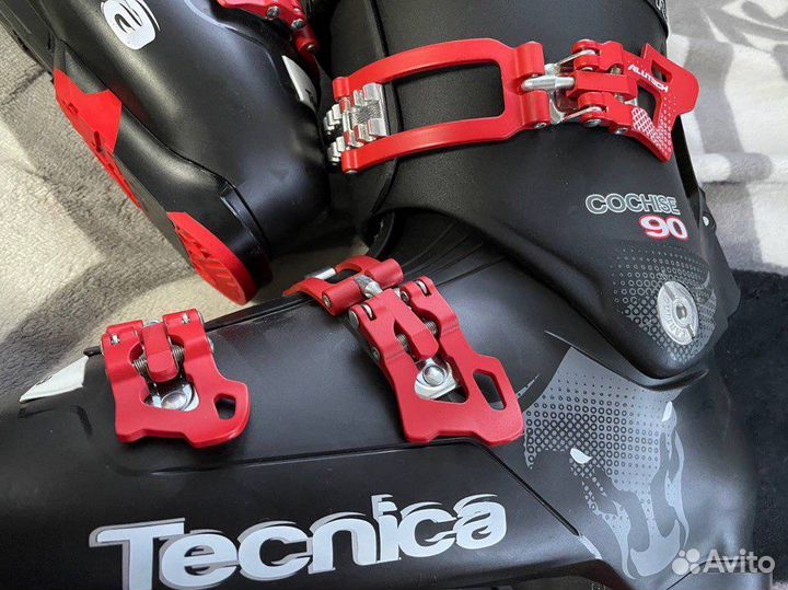 Горнолыжные ботинки 28.5 Technica Cochise