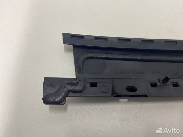 Накладка двери задней правой Ford Focus Iii