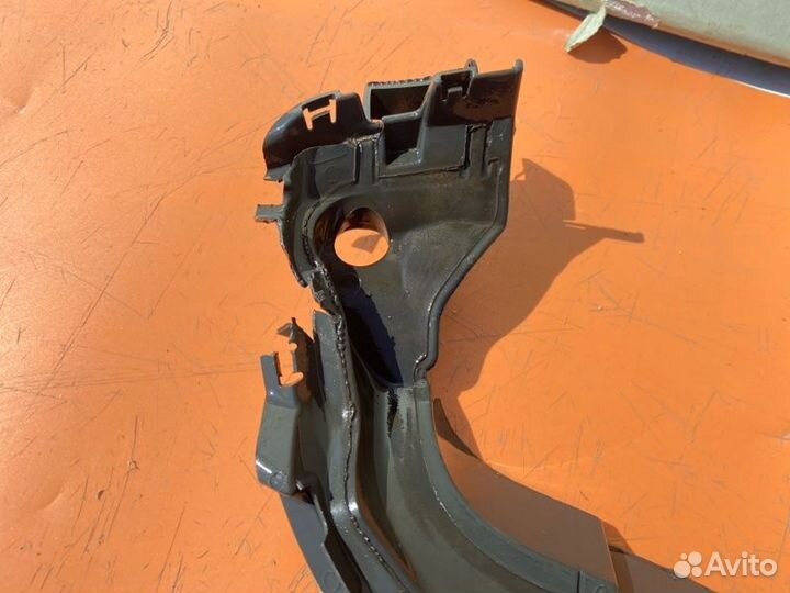 Дефлектор радиатора Mercedes-Benz C W205 2013 2018